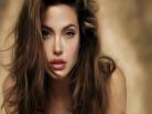 Angelina Jolie Bir Kez Daha Ameliyat Olacak
